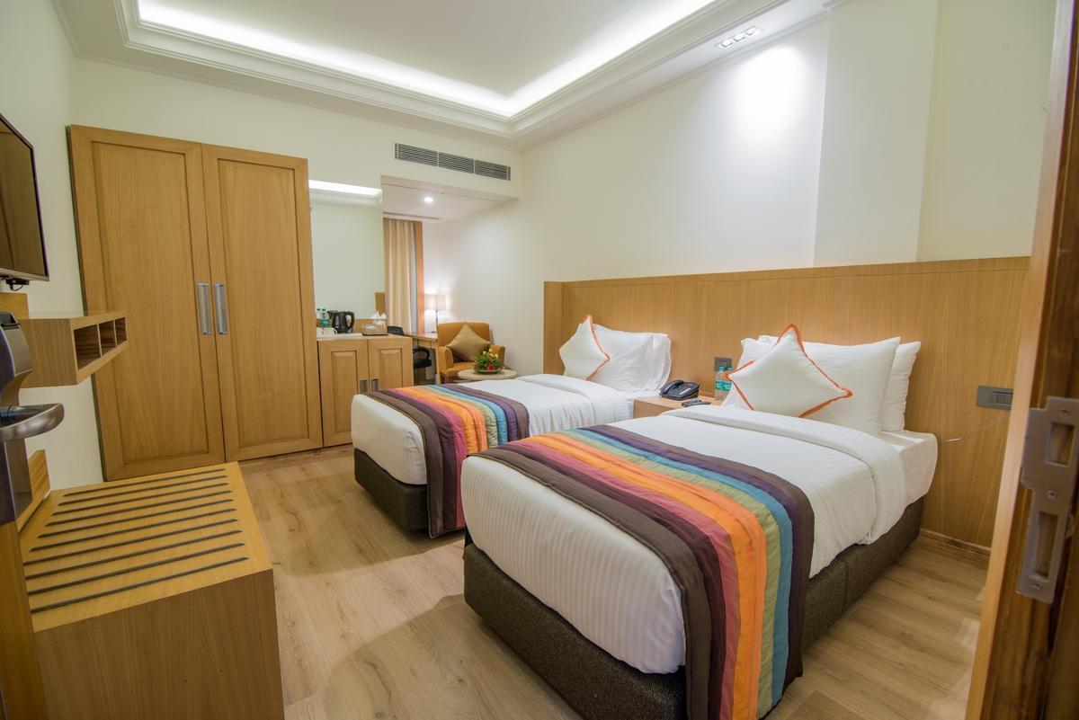 The Imperial Poonam Hotel Phagwāra Dış mekan fotoğraf